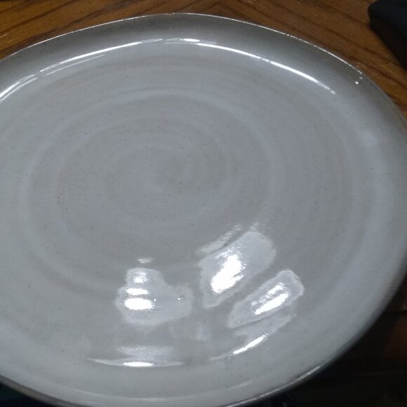 Dinnerplate - Picture 4 of 4